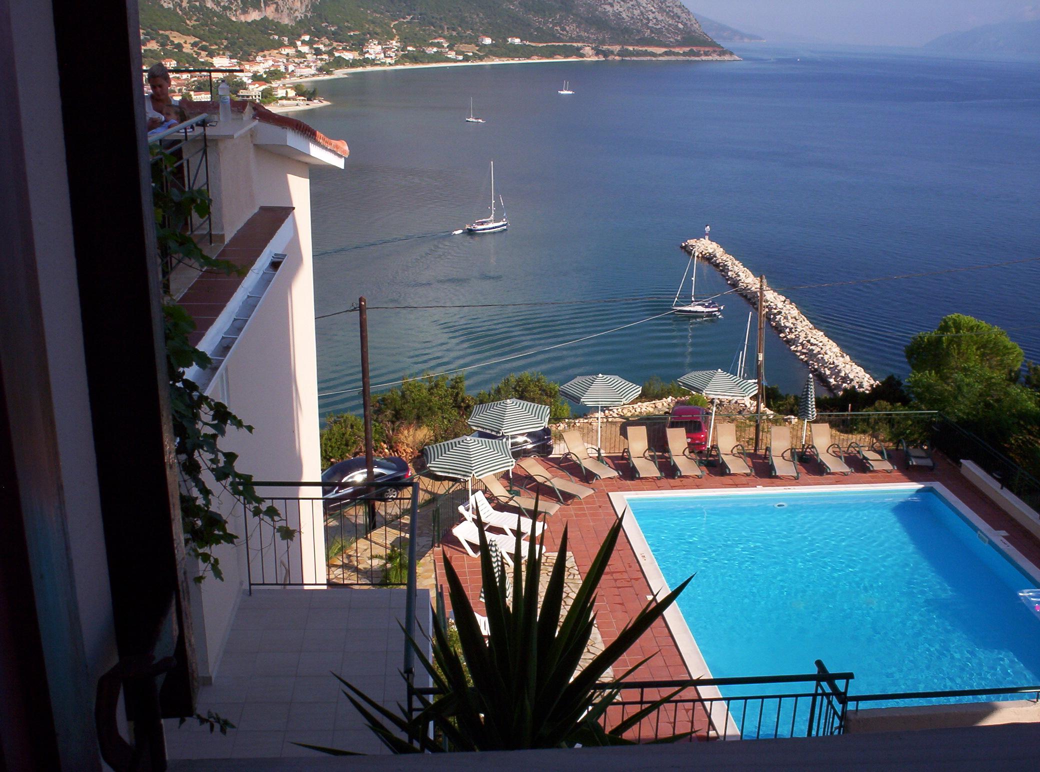 Hotel Oceanis Poros  Exterior photo